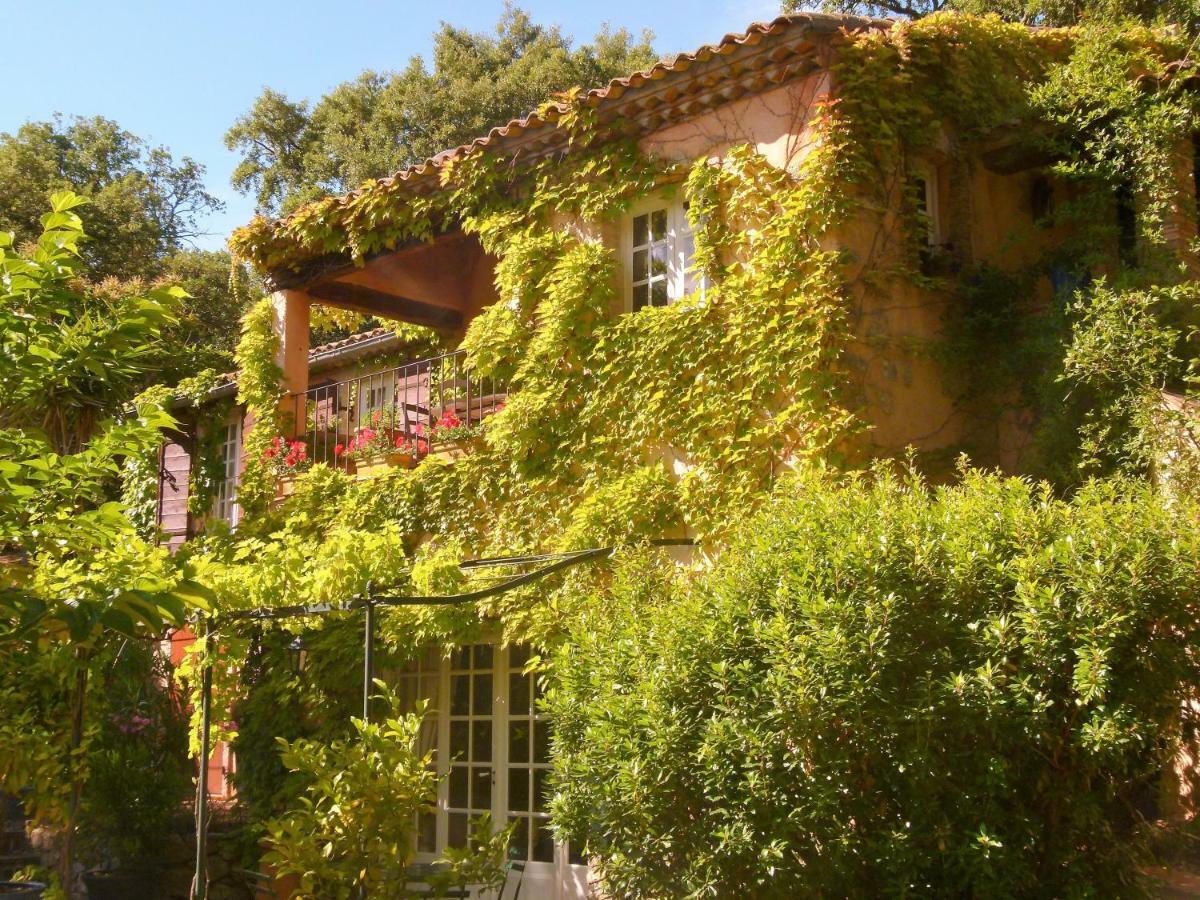 Le Bastidon Saint-Michel Bed & Breakfast Сен Максим Екстериор снимка